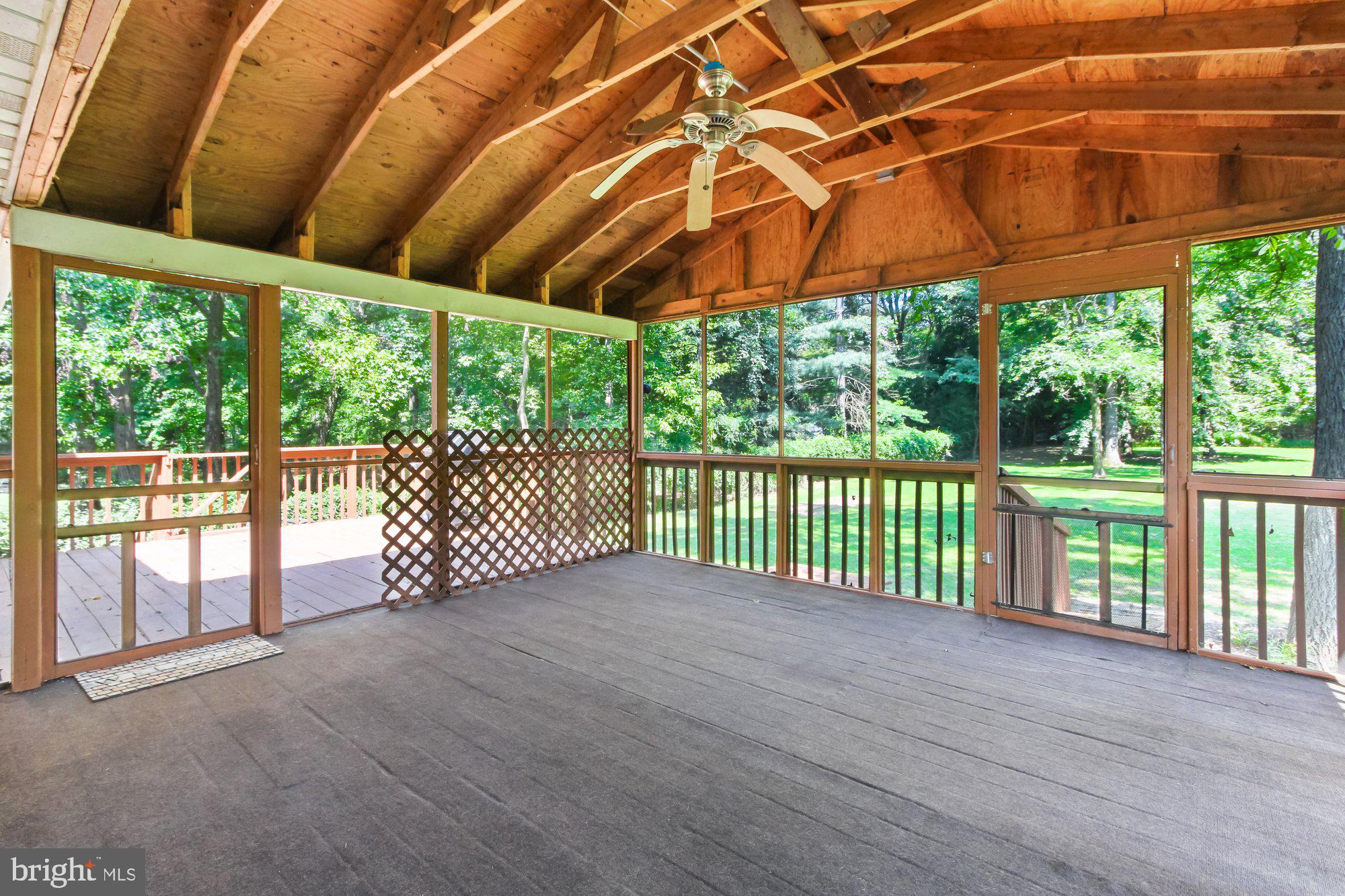 PERRYVILLE - Residential