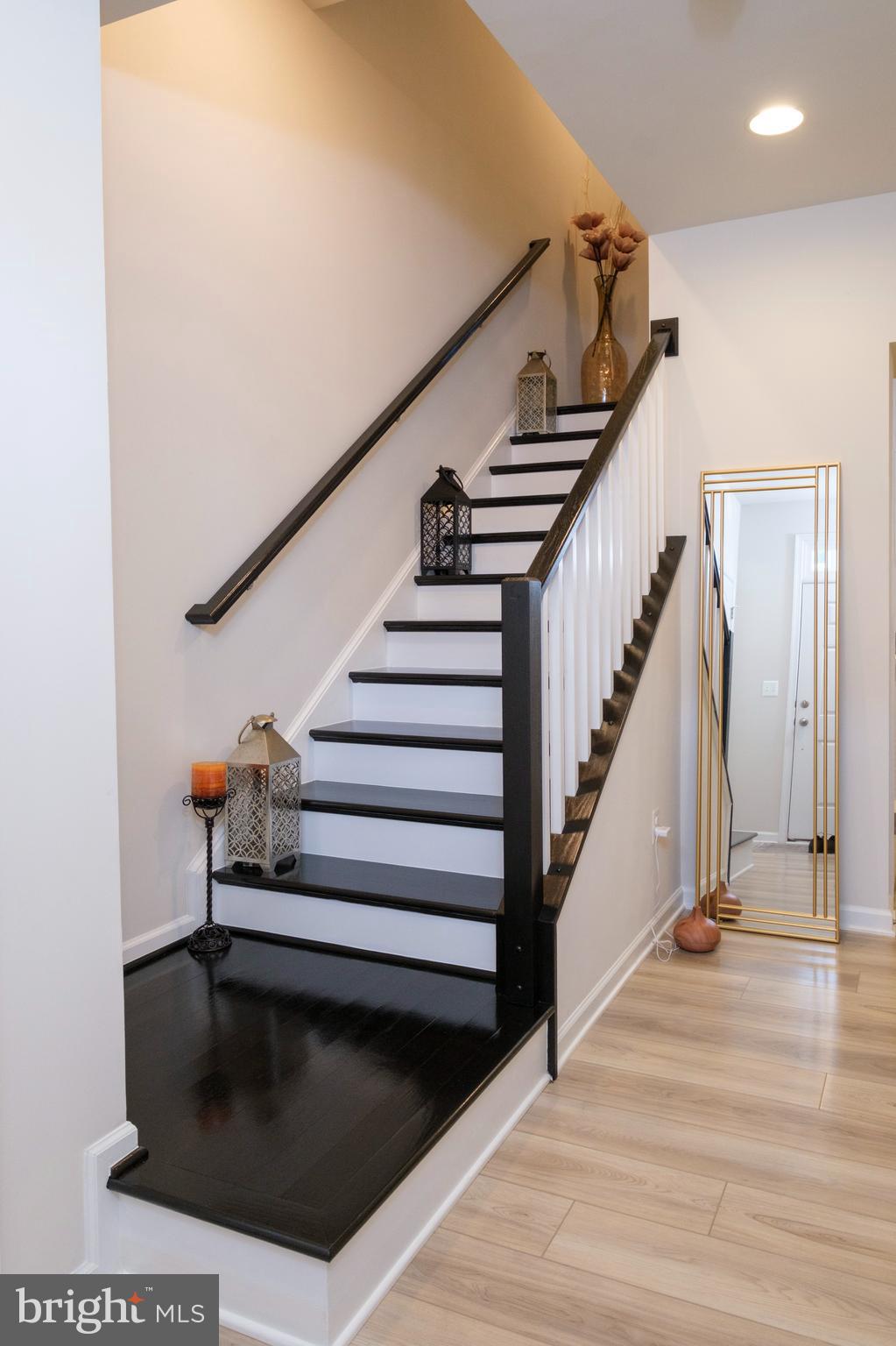 1052 HIGHPOINT TRAIL