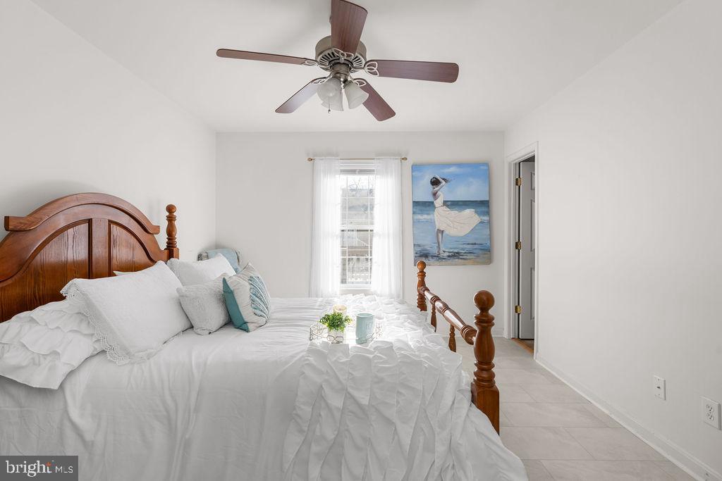 CLASSIC SHORES - Residential