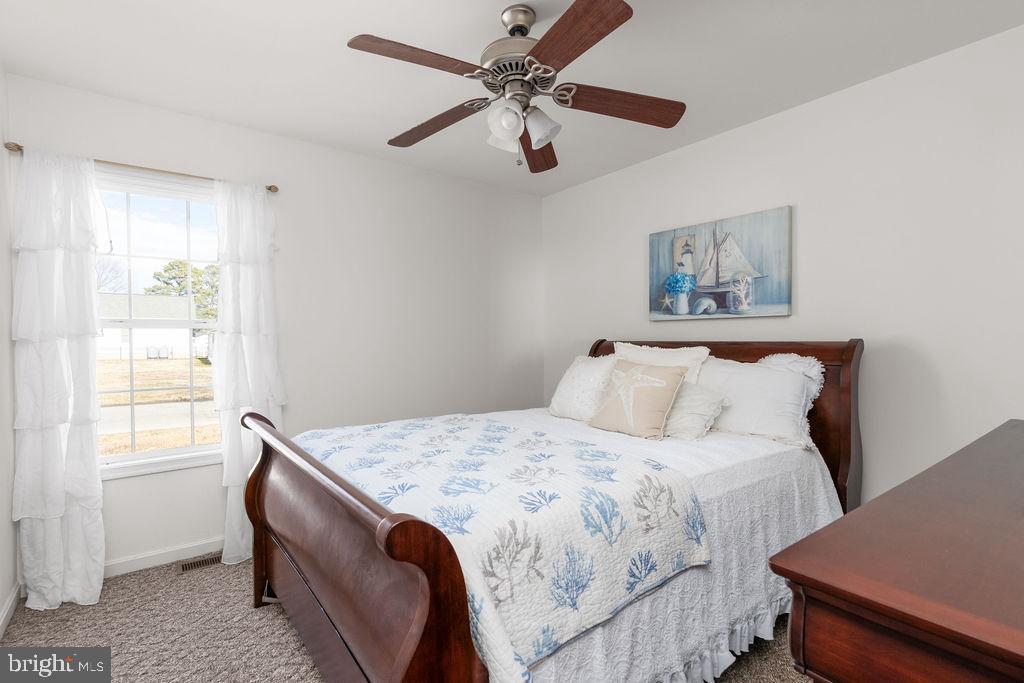 CLASSIC SHORES - Residential