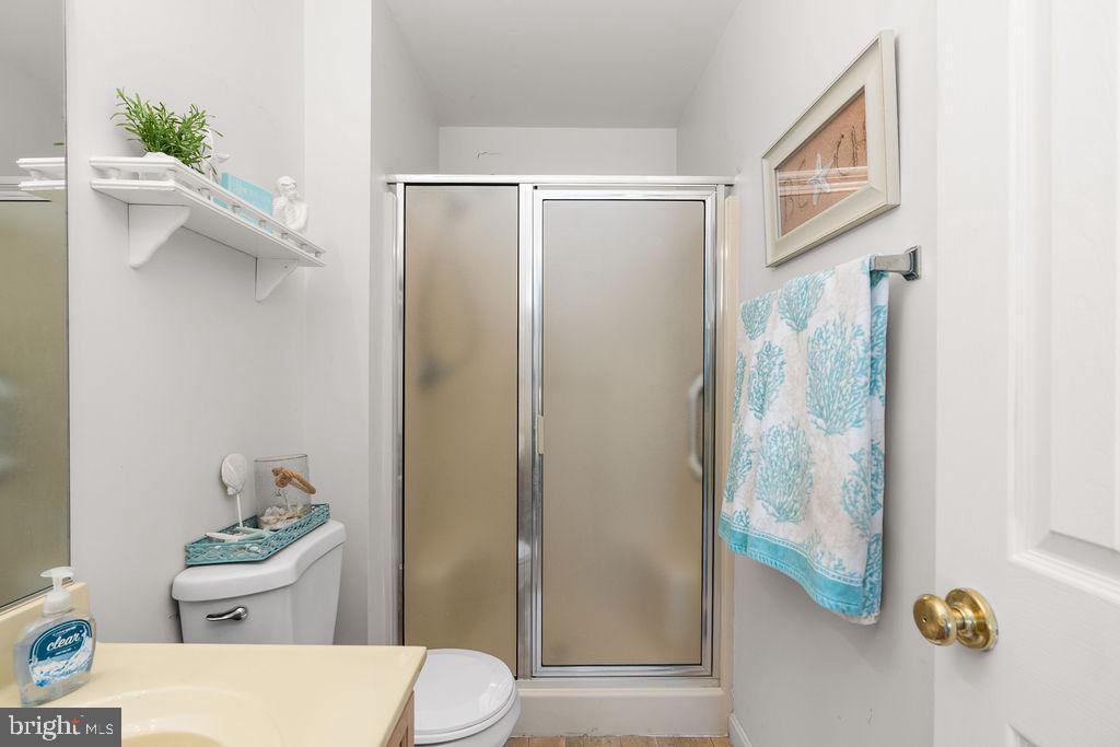 CLASSIC SHORES - Residential