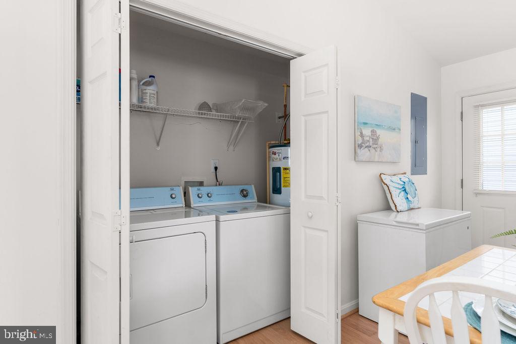 CLASSIC SHORES - Residential