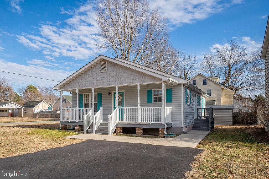 CLASSIC SHORES - Residential