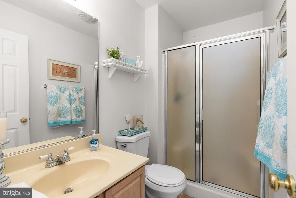 CLASSIC SHORES - Residential