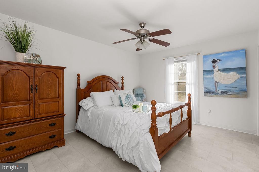 CLASSIC SHORES - Residential