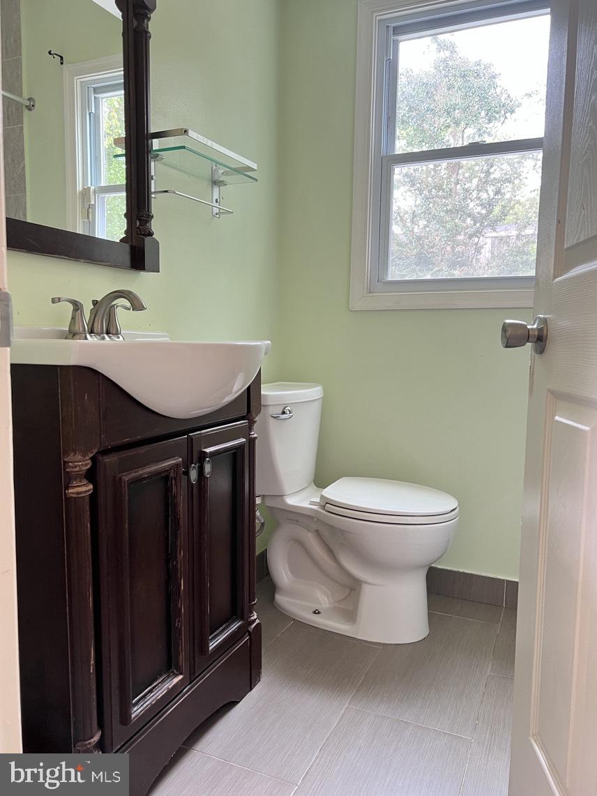 MAPLE RIDGE - Residential Lease