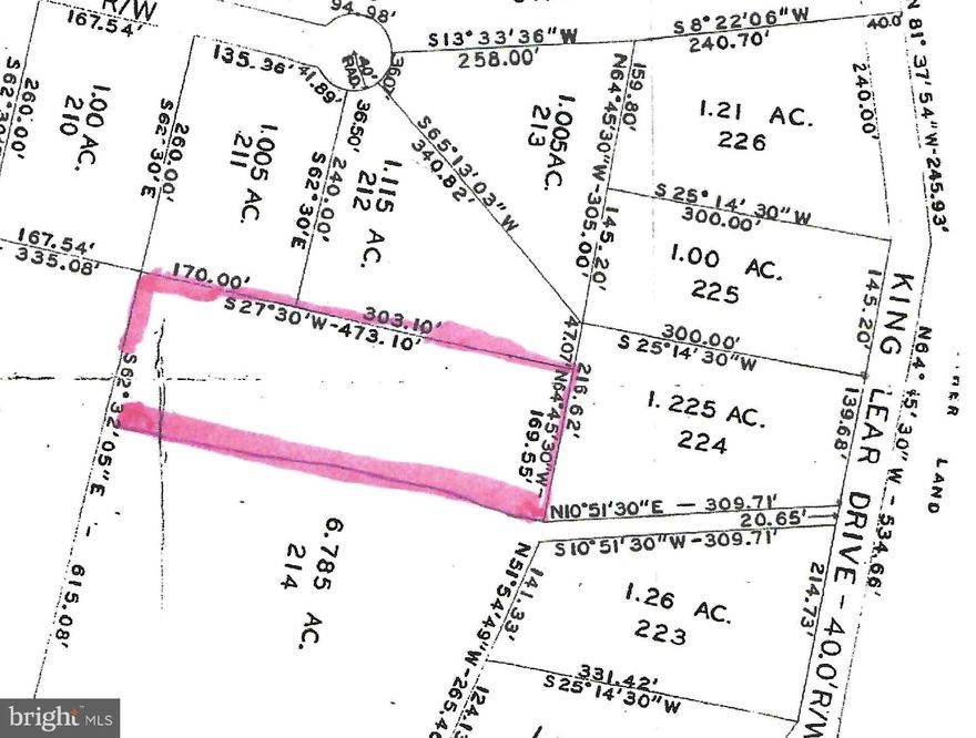 Deeded access to the Shenandoah River.  This private wooded lot is accessed off of King Lear Dr. with private driveway (ROW).   Elevated views.  Rare to find.