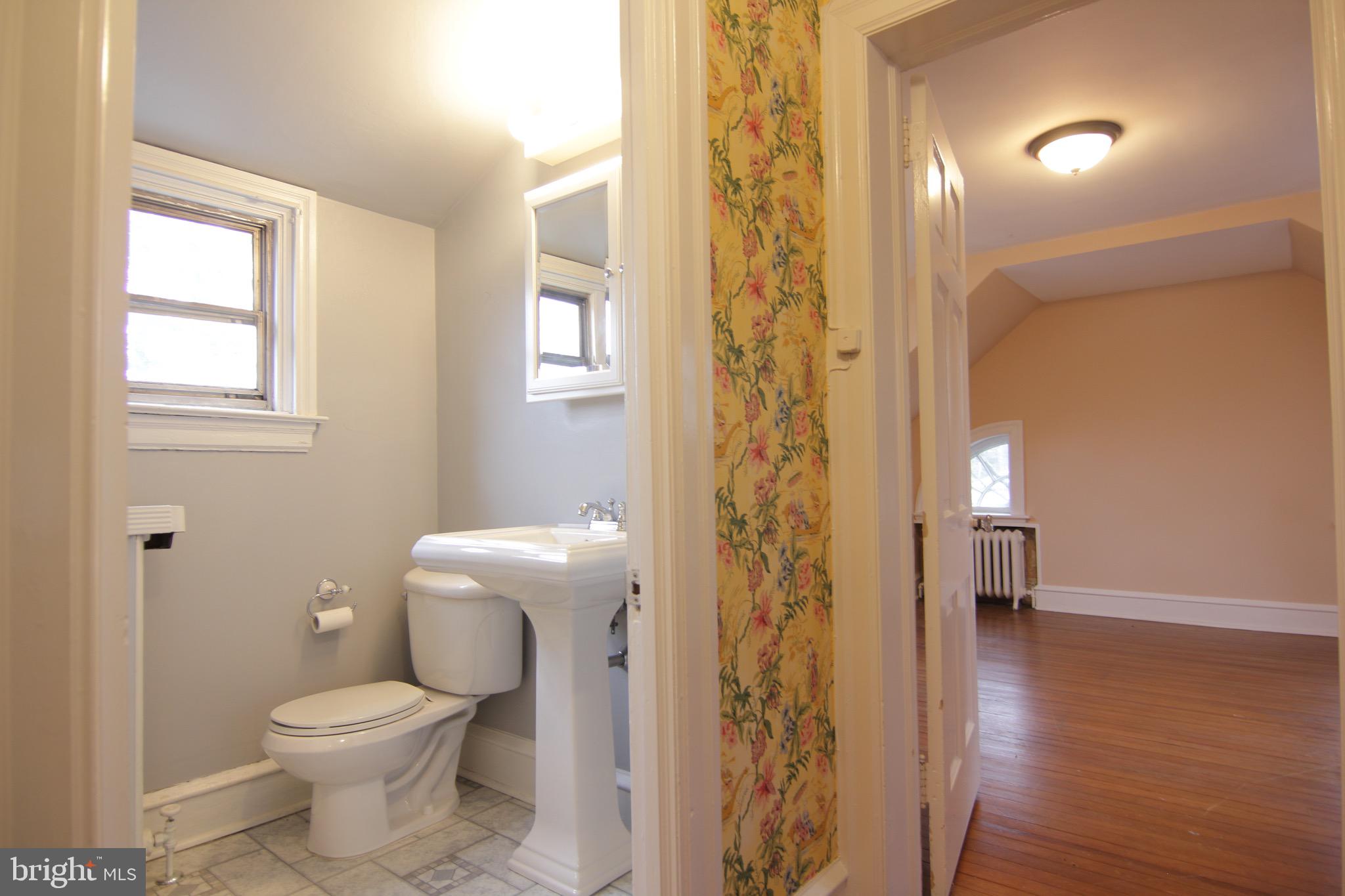 MERION STATION - Residential