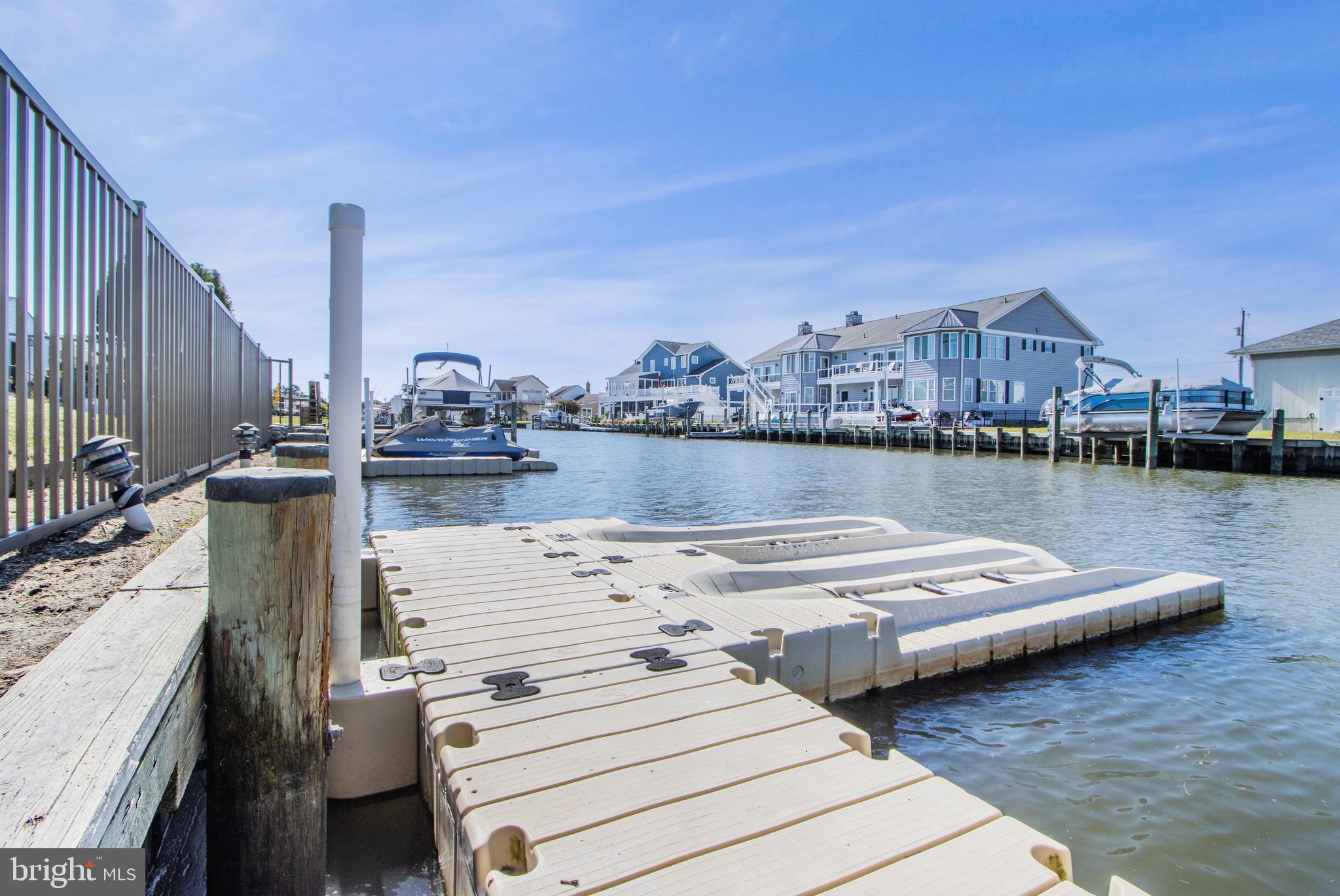 OLD LANDING - Residential