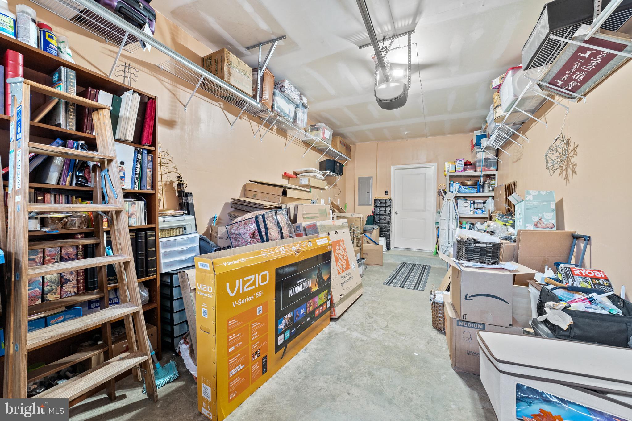 RIDGES AT LOUDOUN VALLEY - Residential