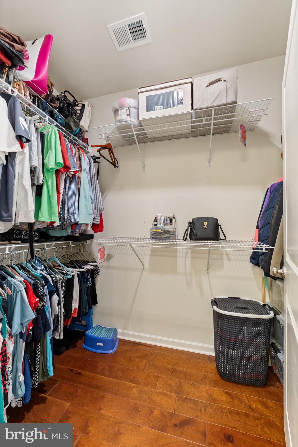 RIDGES AT LOUDOUN VALLEY - Residential