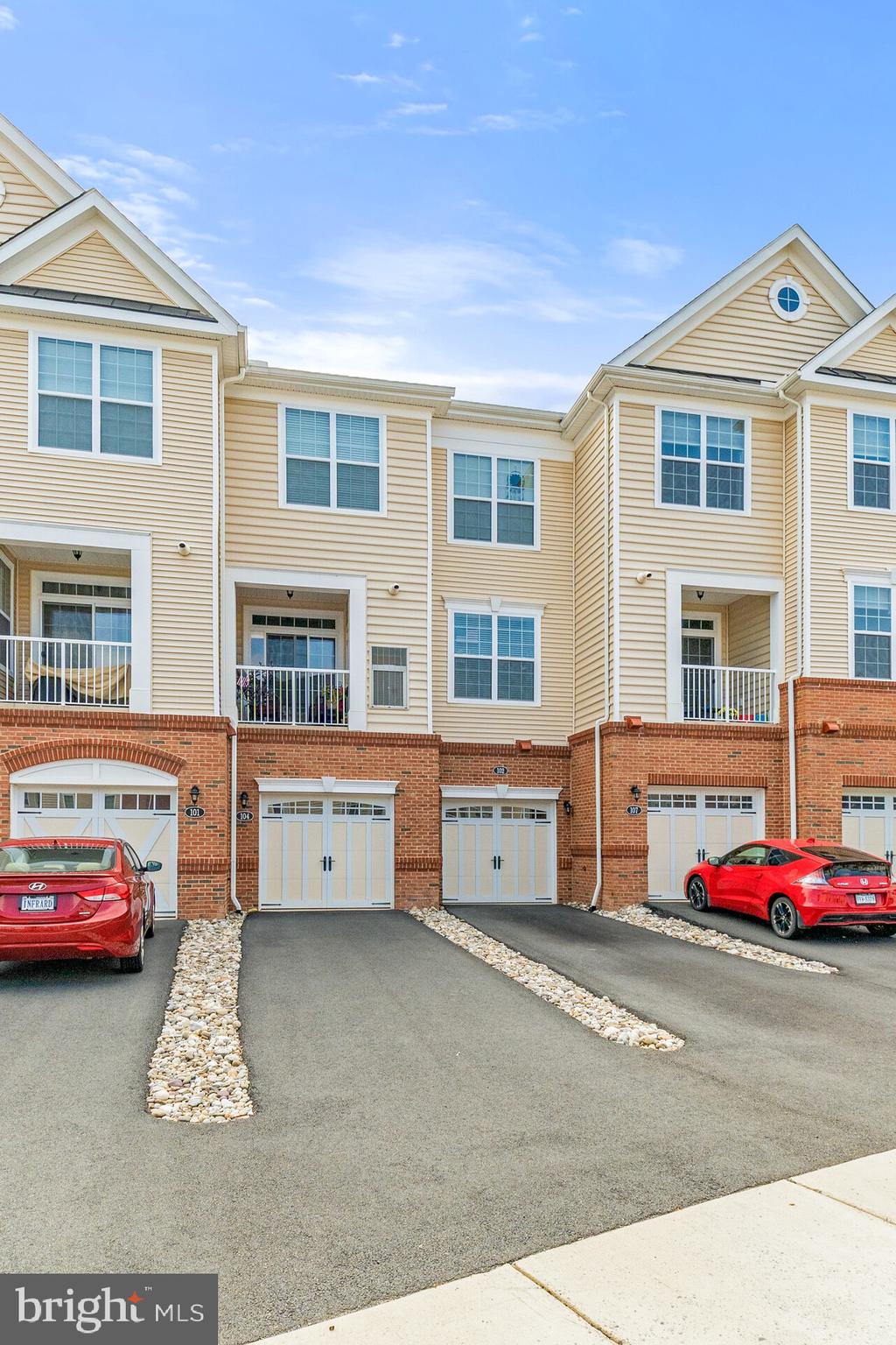 RIDGES AT LOUDOUN VALLEY - Residential