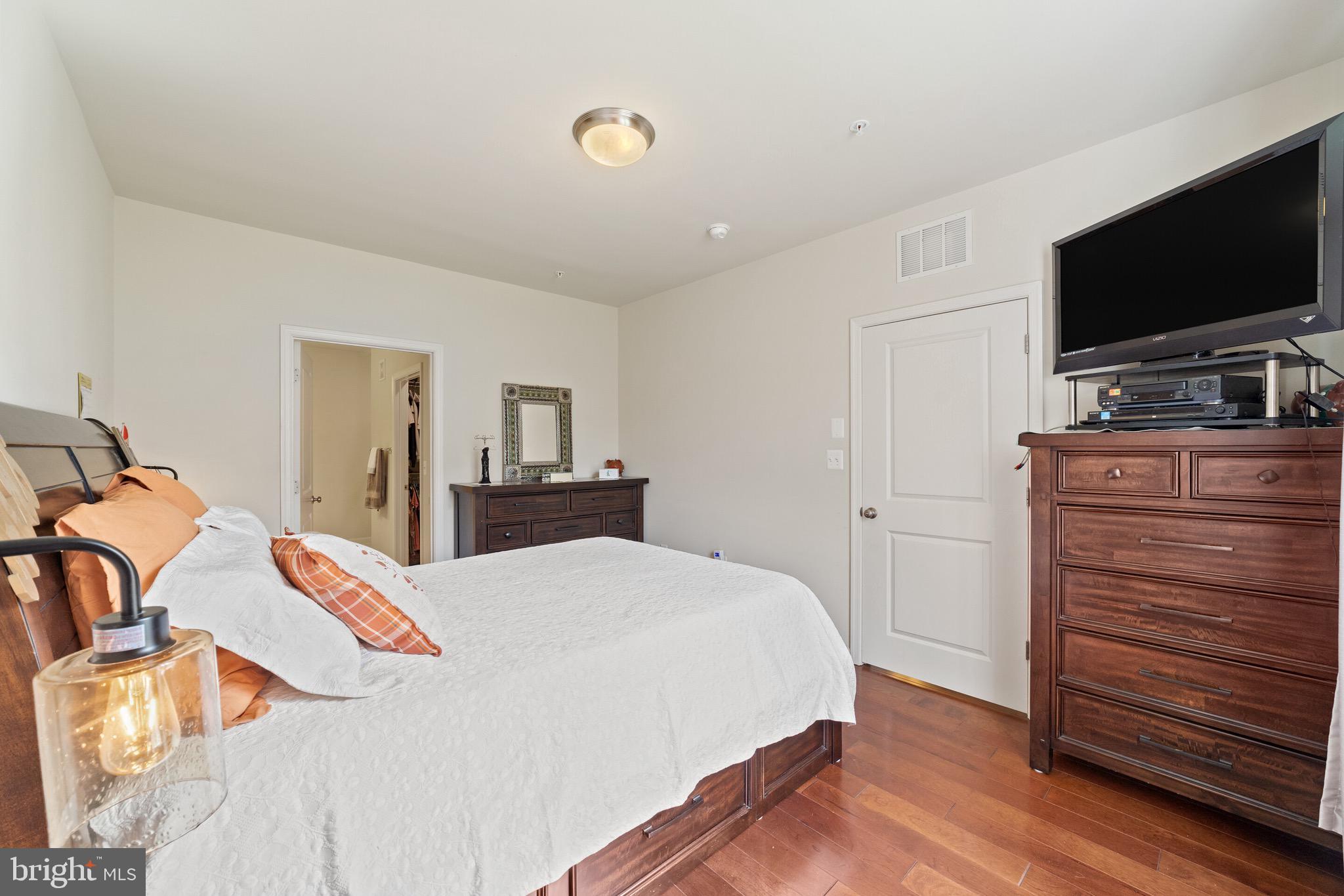 RIDGES AT LOUDOUN VALLEY - Residential