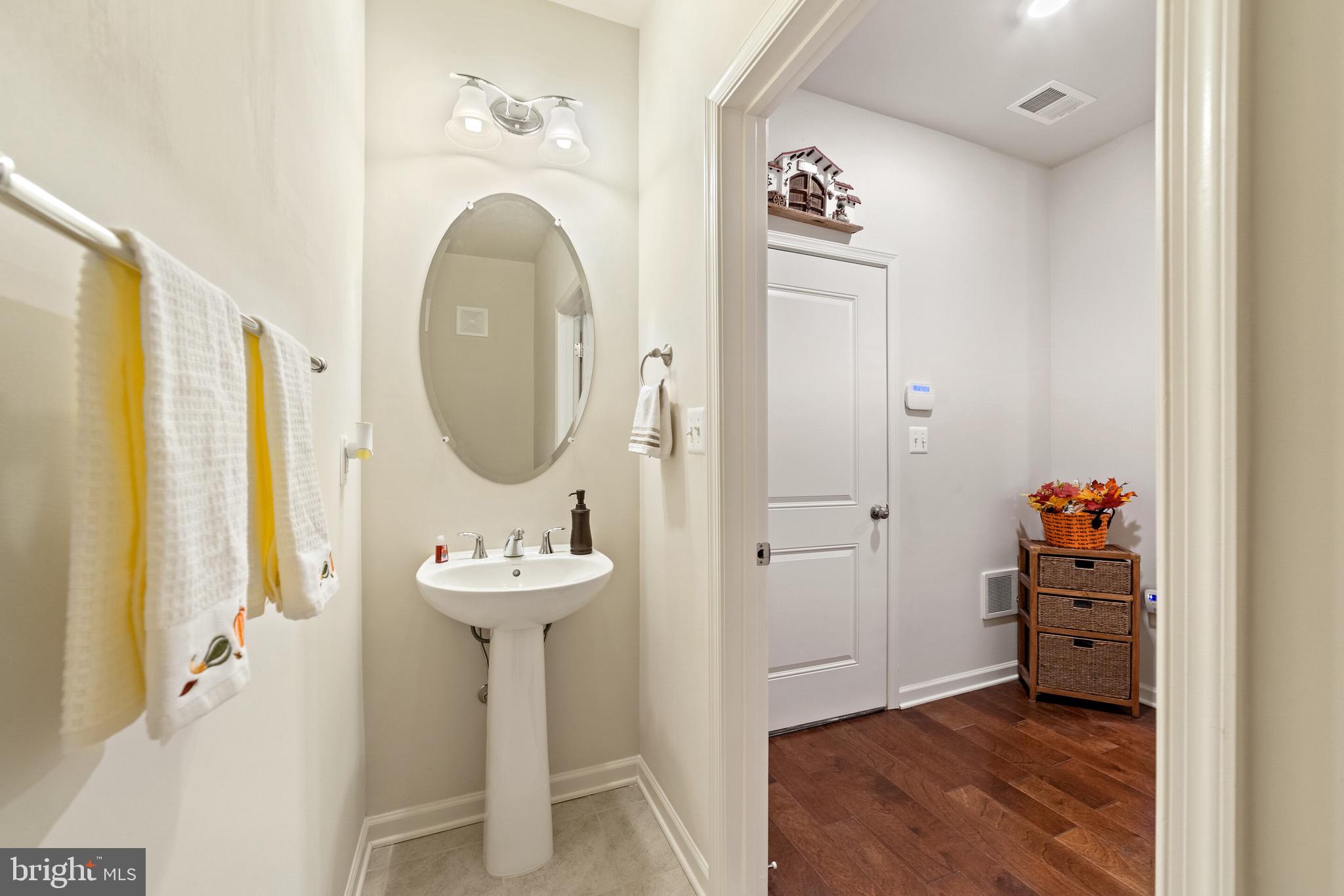 RIDGES AT LOUDOUN VALLEY - Residential