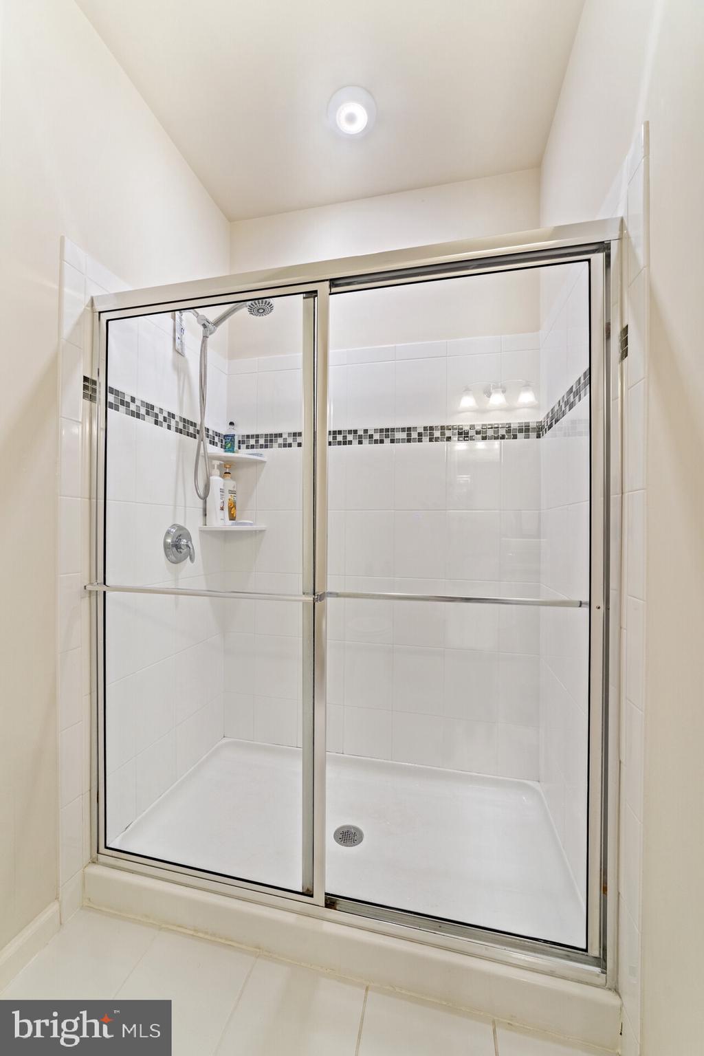 RIDGES AT LOUDOUN VALLEY - Residential