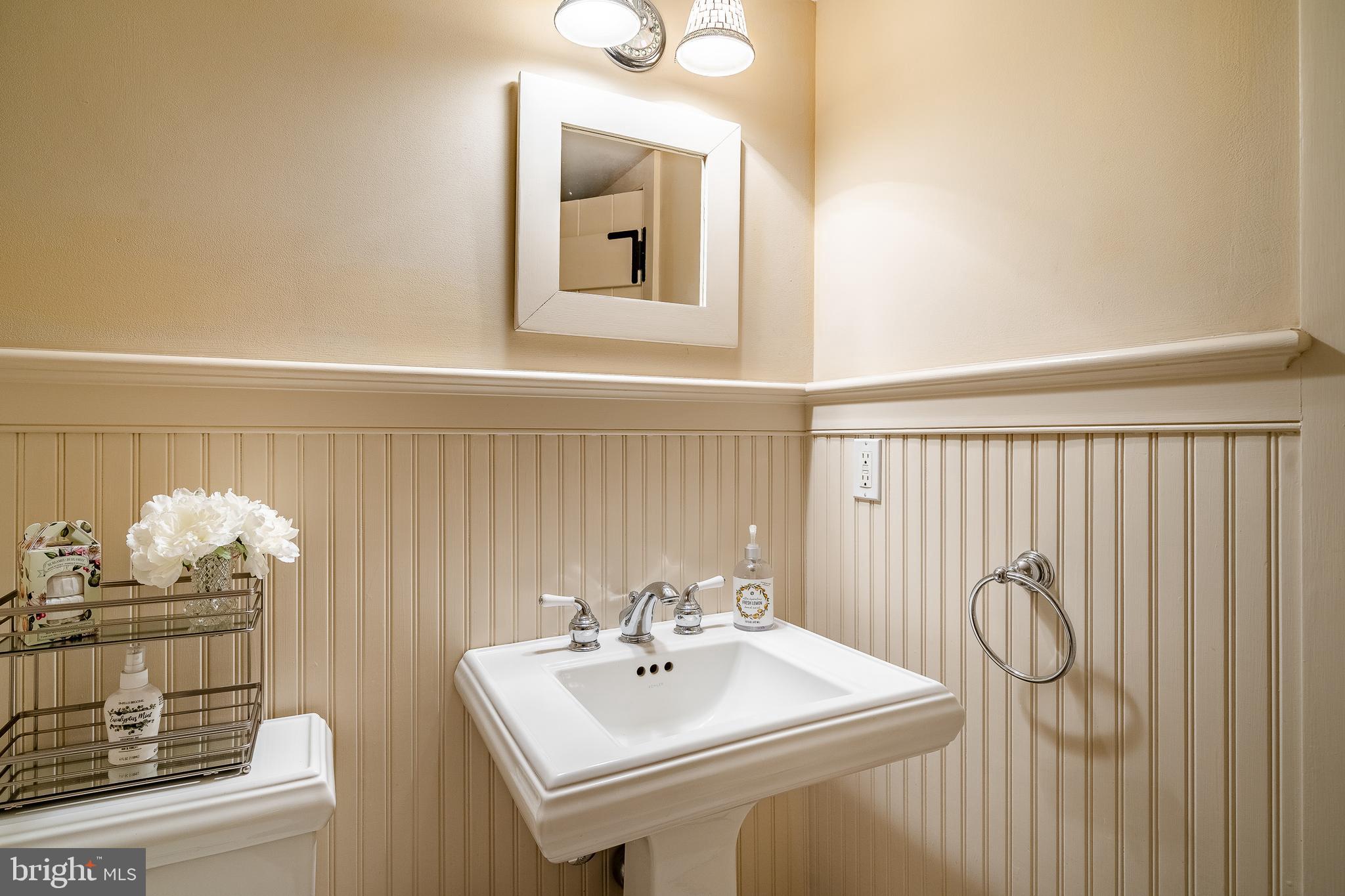 DOUGLASS LANE - Residential