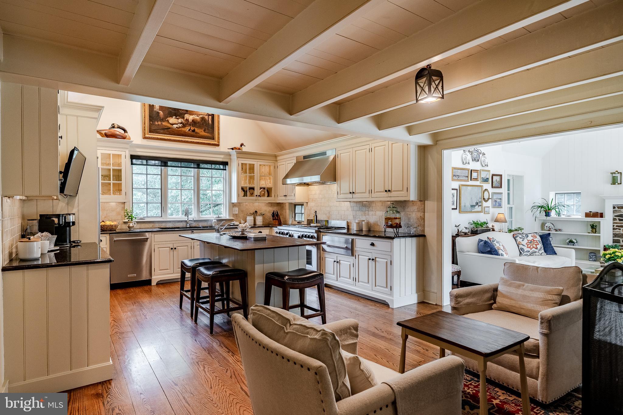 DOUGLASS LANE - Residential