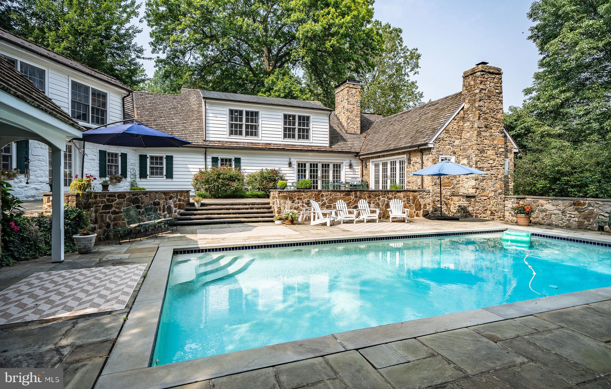 DOUGLASS LANE - Residential