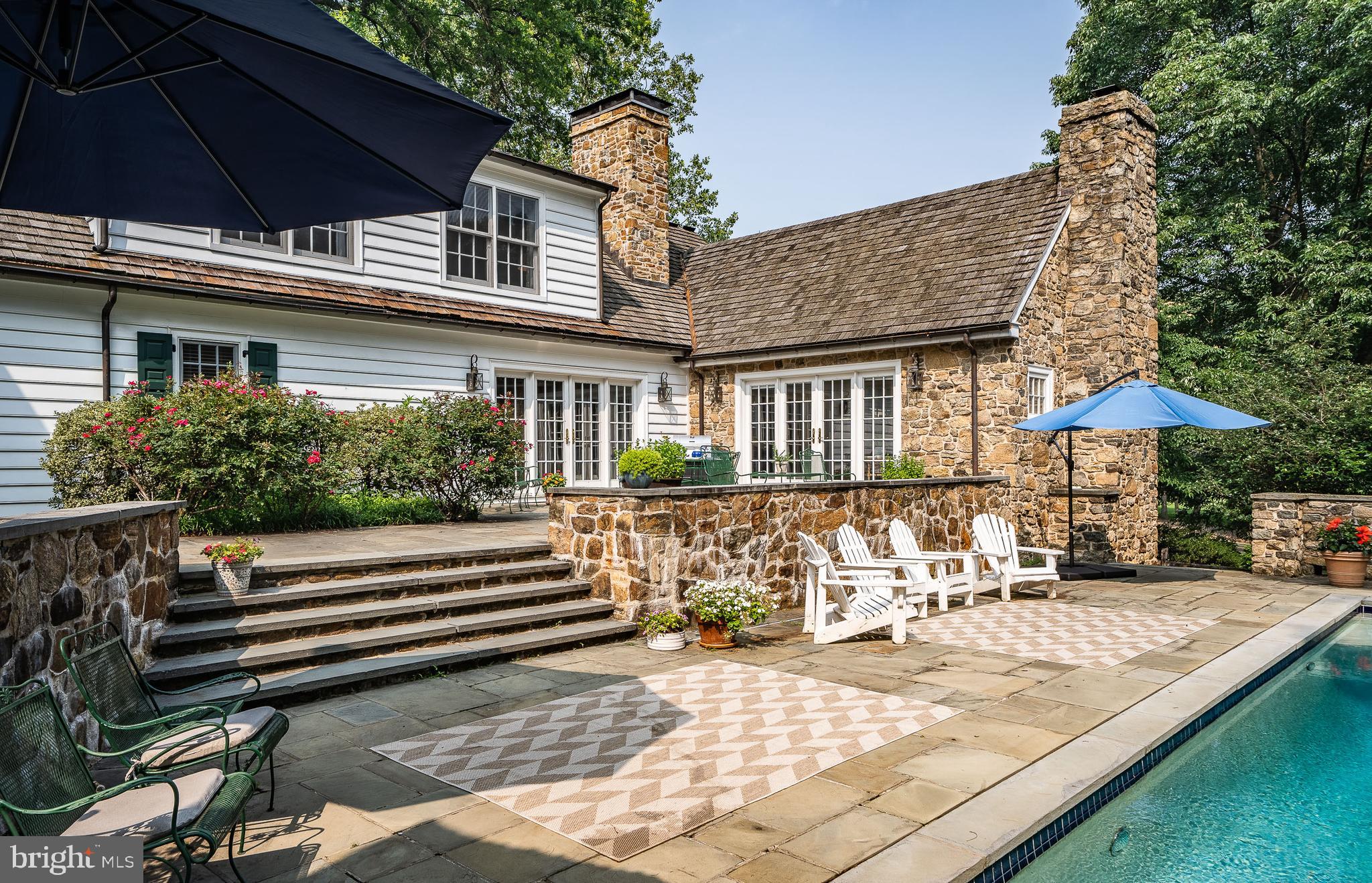 DOUGLASS LANE - Residential