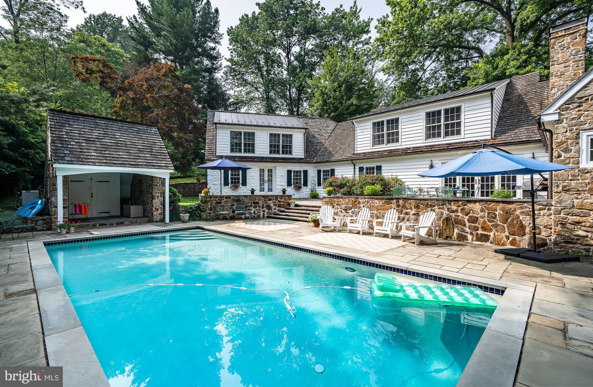 DOUGLASS LANE - Residential