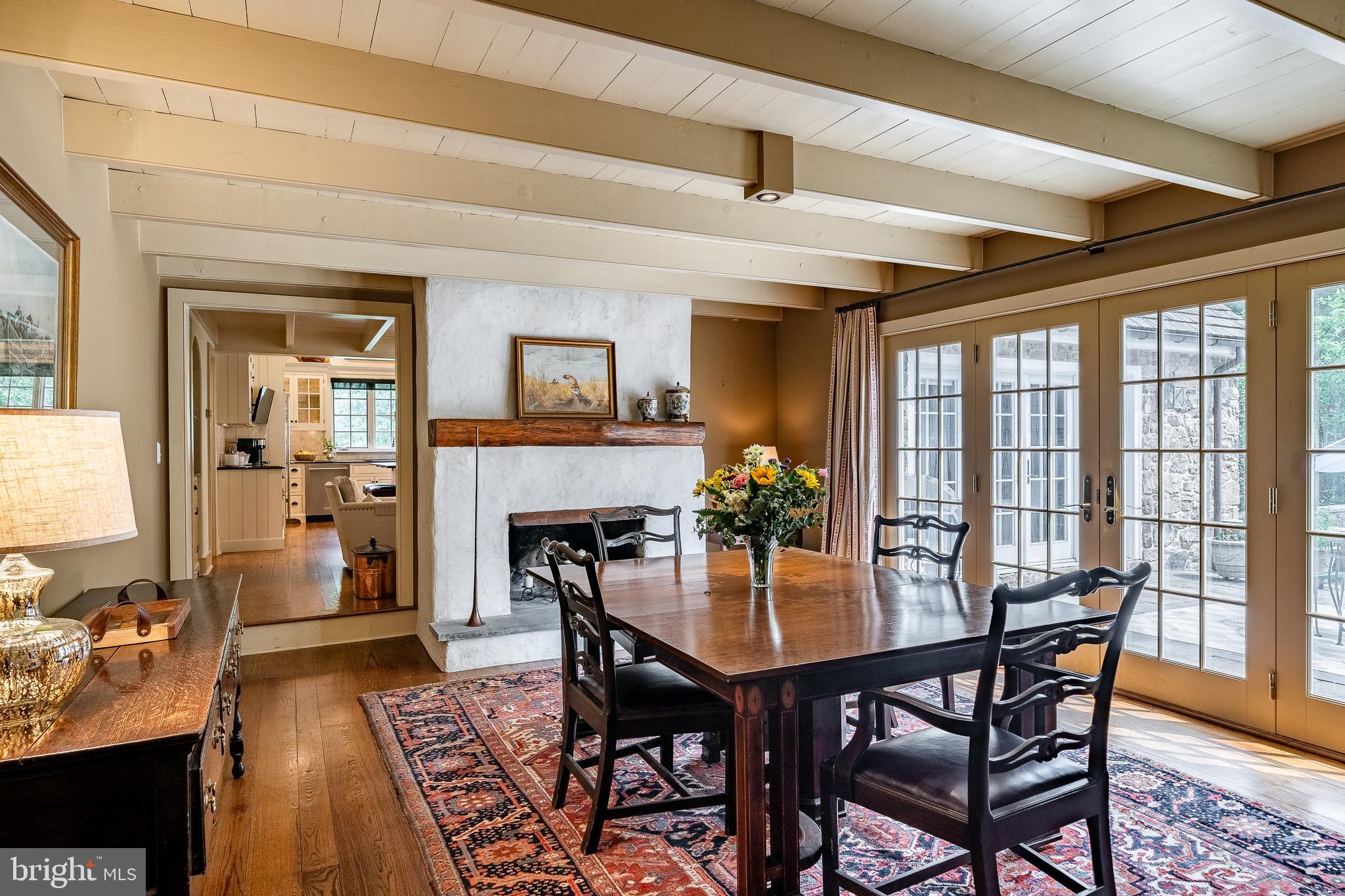 DOUGLASS LANE - Residential