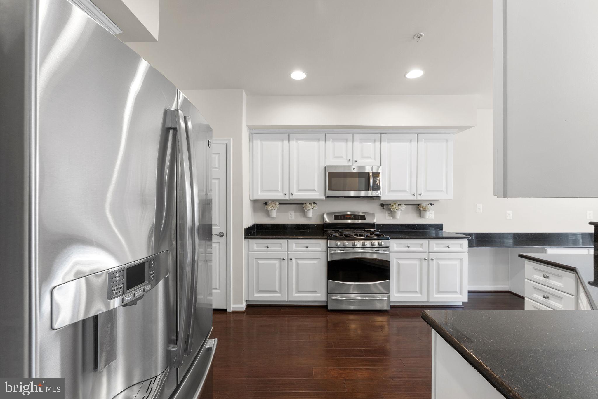 SUMMERWALK AT STONE RIDGE - Residential Lease