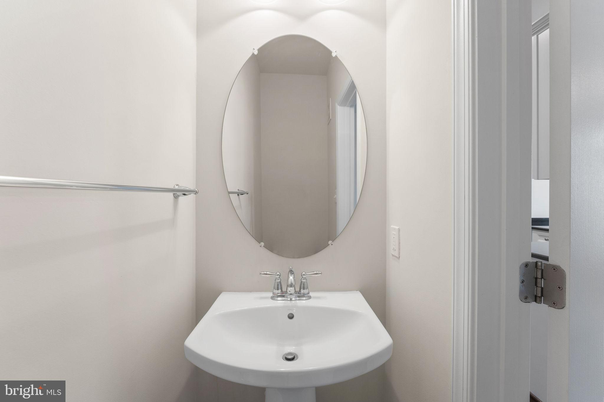 SUMMERWALK AT STONE RIDGE - Residential Lease