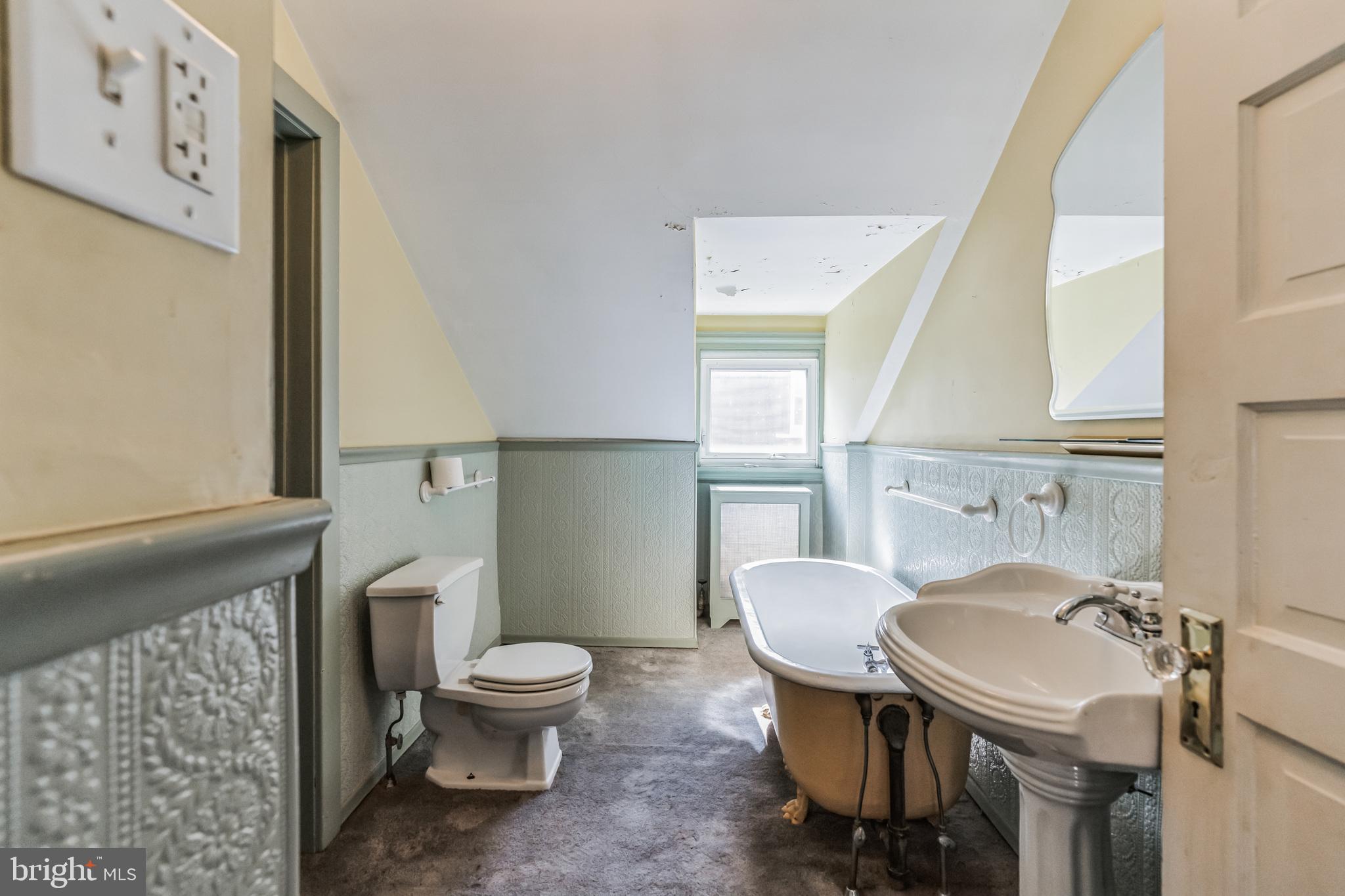 OVERBROOK - Residential