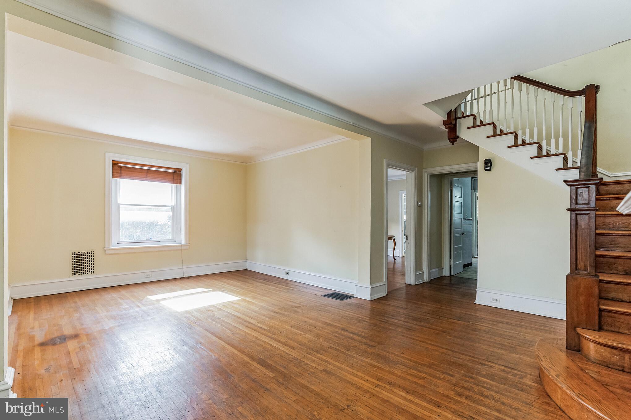 OVERBROOK - Residential