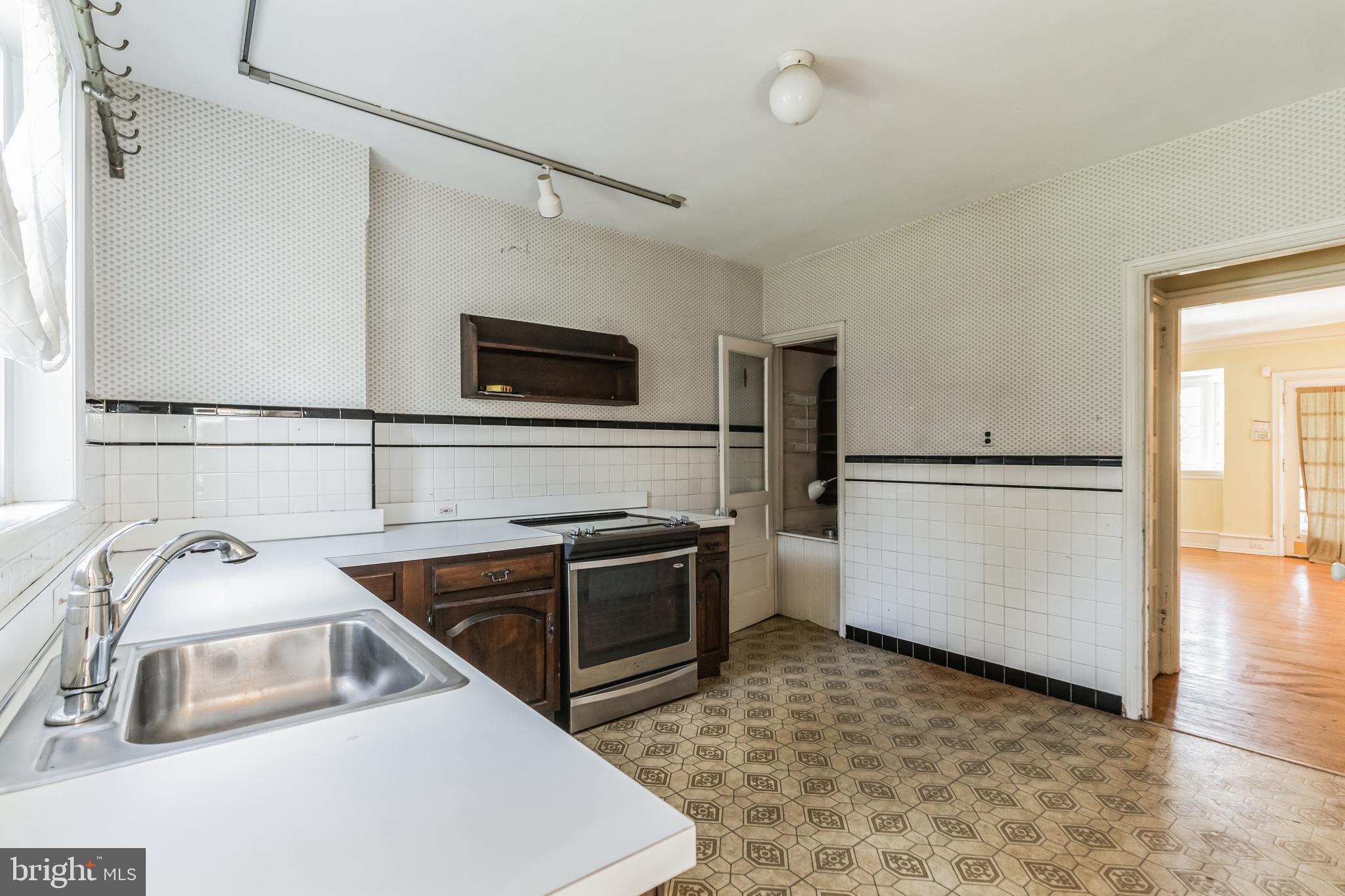 OVERBROOK - Residential