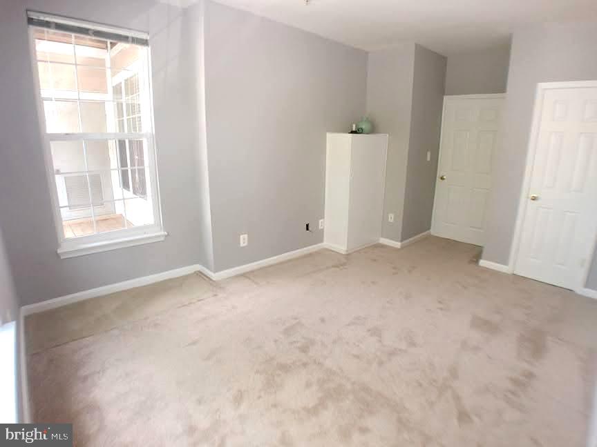 WESTBRIAR CONDOMINIUMS - Residential Lease