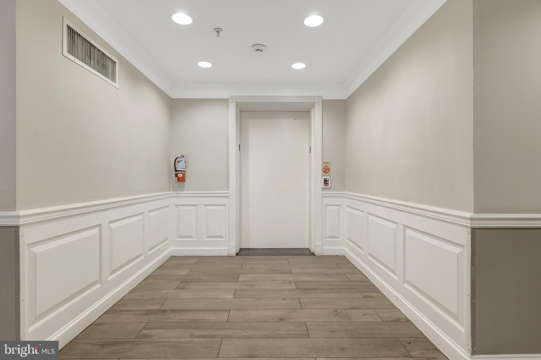 WESTBRIAR CONDOMINIUMS - Residential Lease