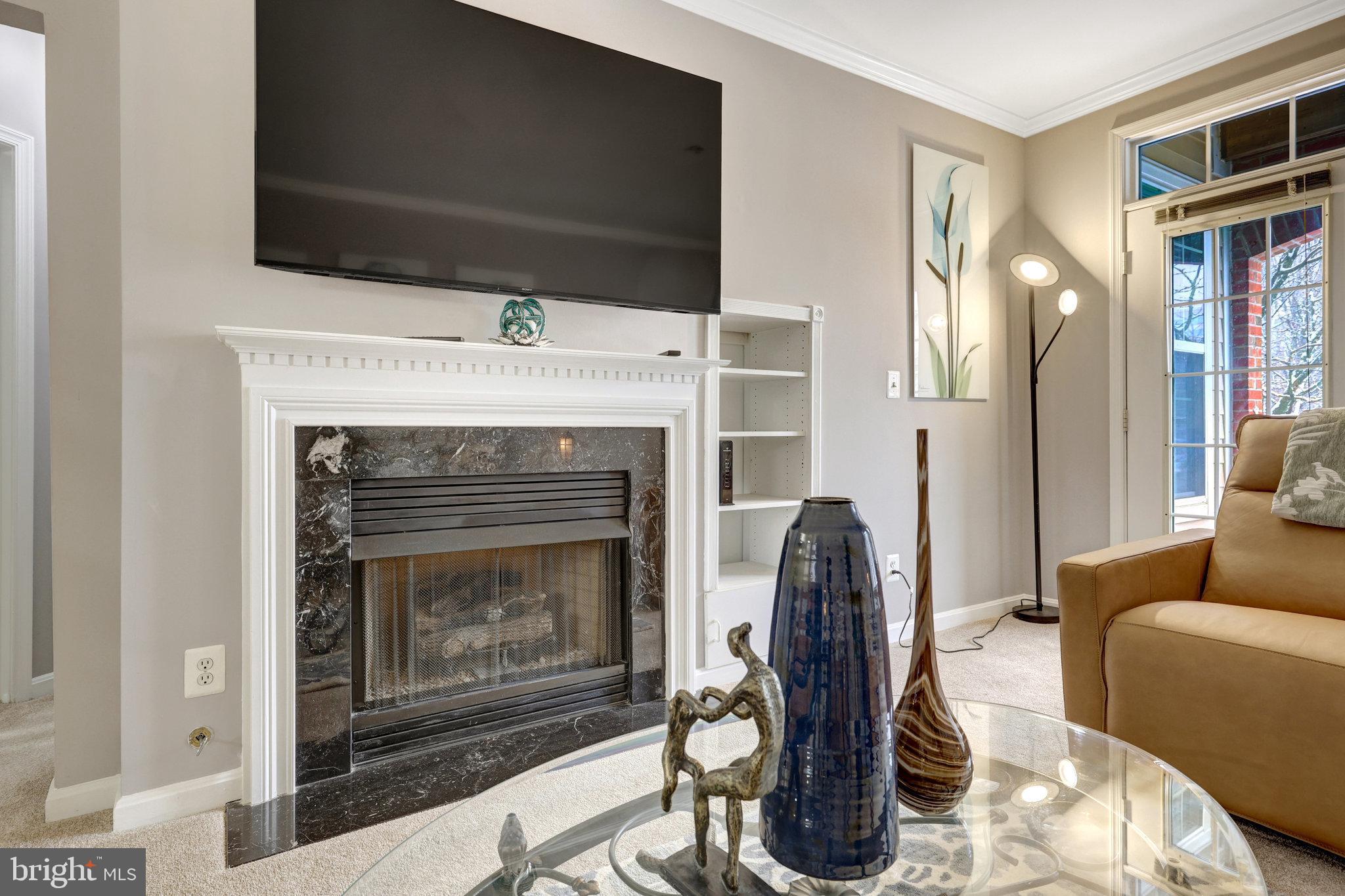 WESTBRIAR CONDOMINIUMS - Residential Lease