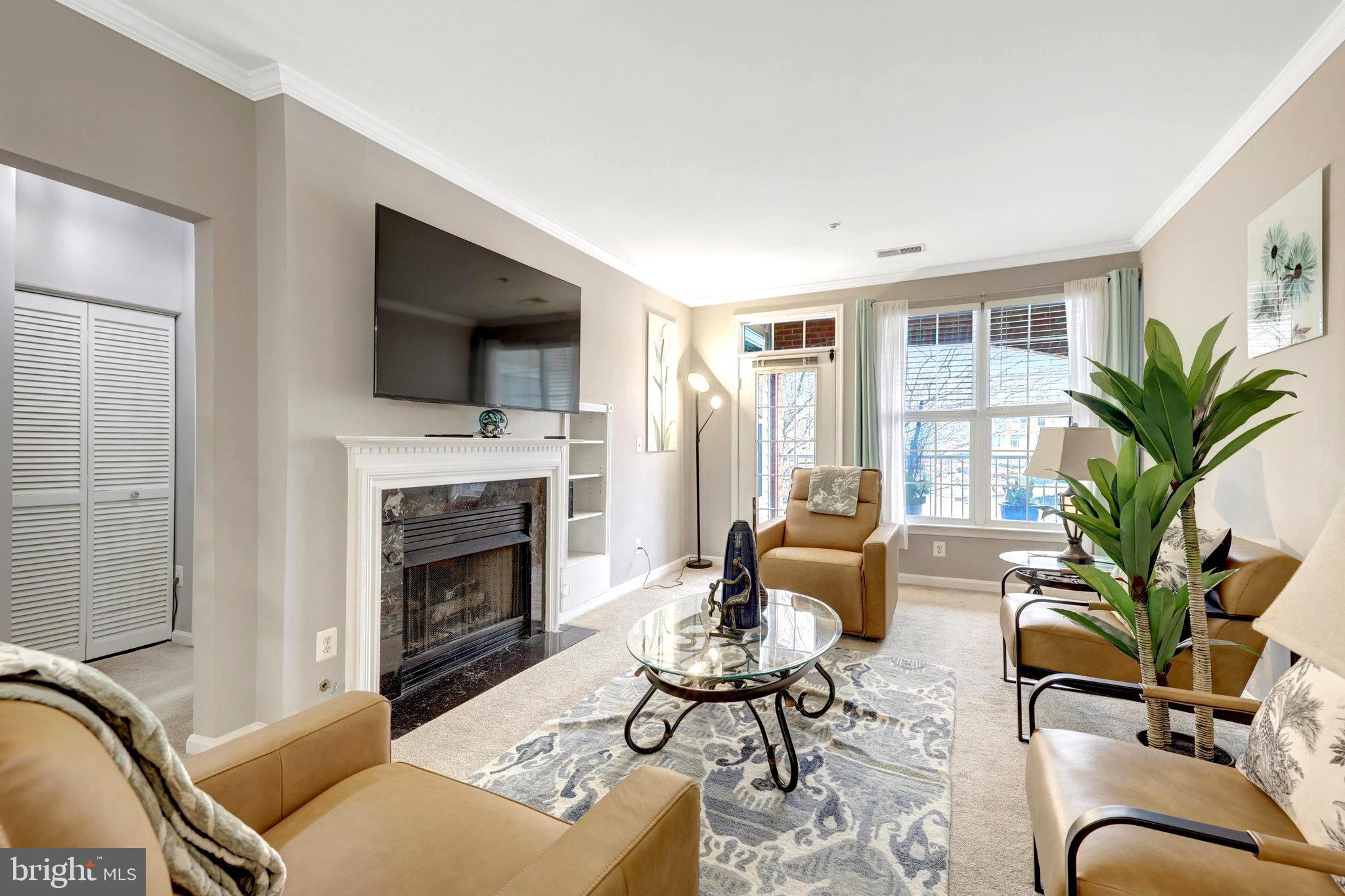 WESTBRIAR CONDOMINIUMS - Residential Lease