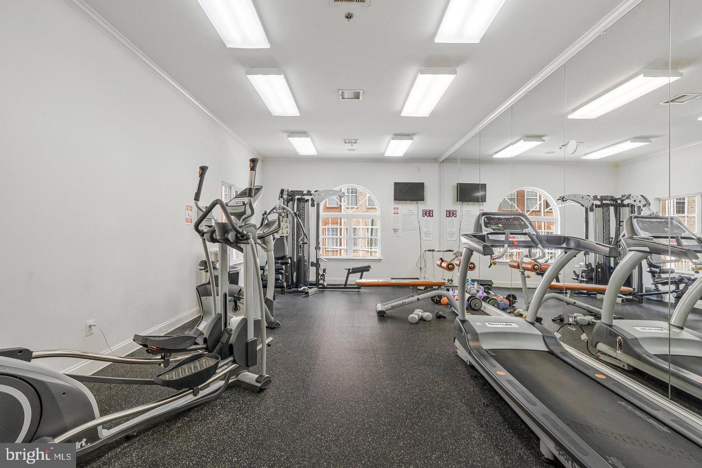 WESTBRIAR CONDOMINIUMS - Residential Lease