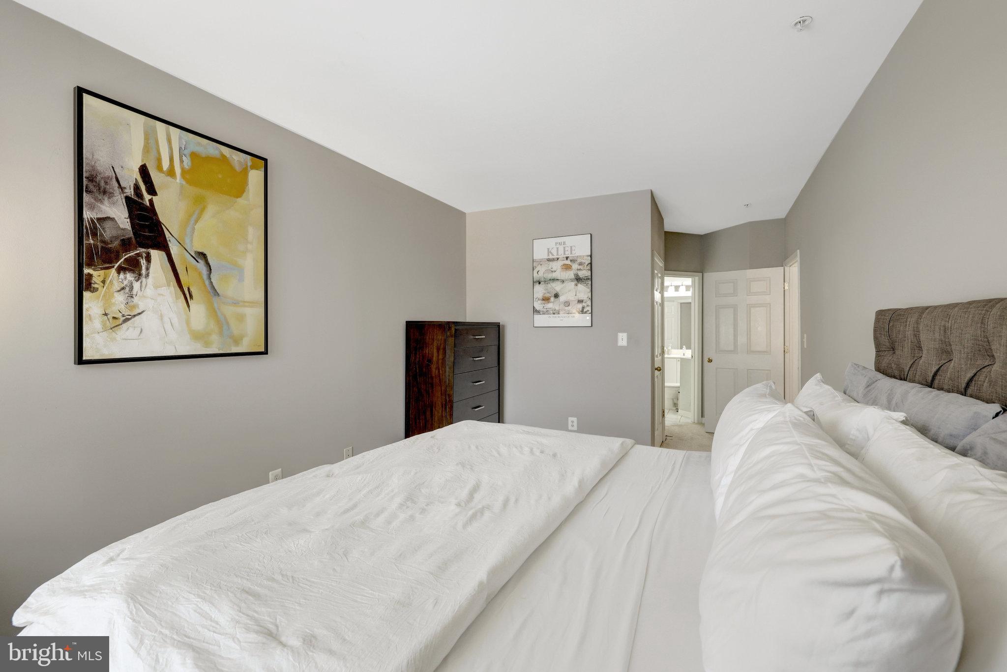 WESTBRIAR CONDOMINIUMS - Residential Lease