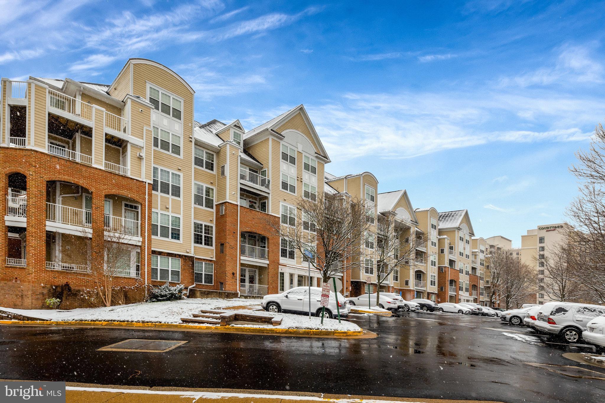 WESTBRIAR CONDOMINIUMS - Residential Lease