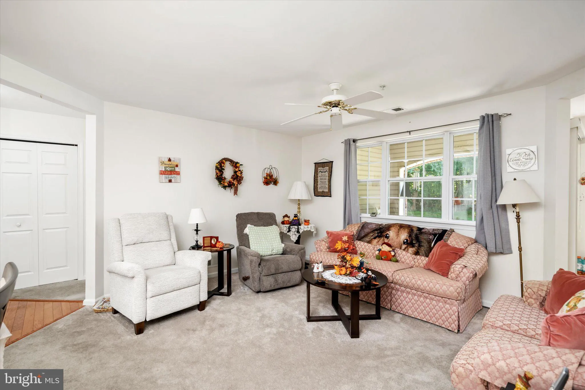 Hamilton, New Jersey 08690, United States, 2 Bedrooms Bedrooms, ,2 BathroomsBathrooms,Residential,Pending,45697