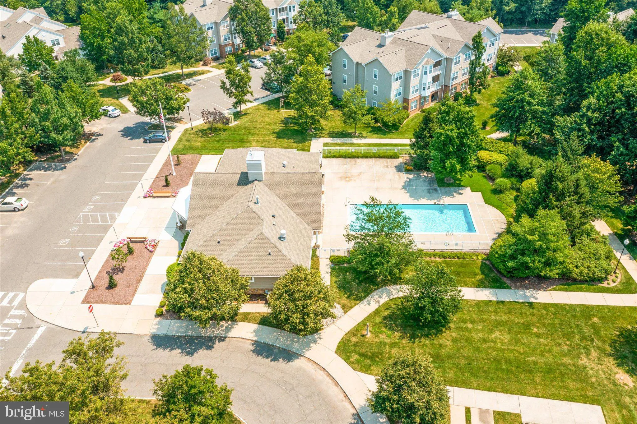 Hamilton, New Jersey 08690, United States, 2 Bedrooms Bedrooms, ,2 BathroomsBathrooms,Residential,Pending,45697