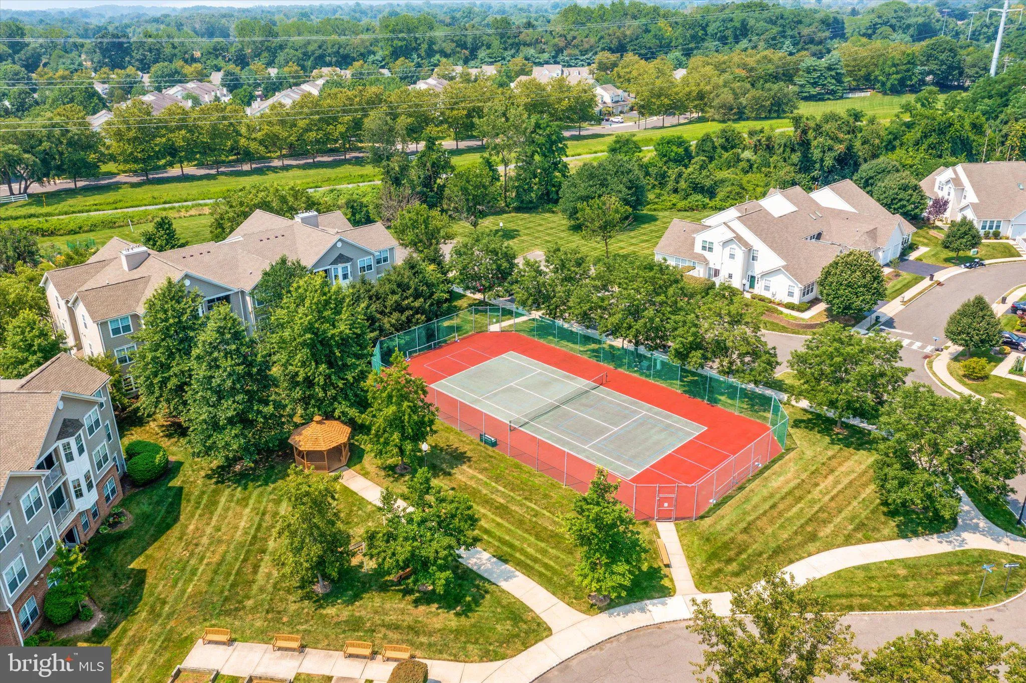 Hamilton, New Jersey 08690, United States, 2 Bedrooms Bedrooms, ,2 BathroomsBathrooms,Residential,Pending,45697