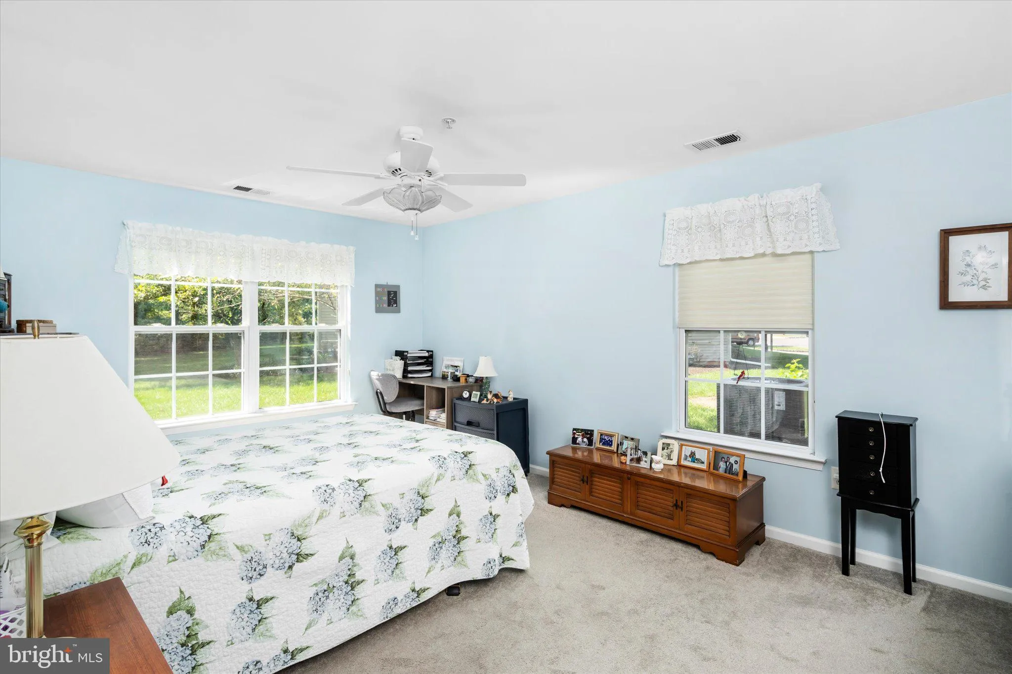 Hamilton, New Jersey 08690, United States, 2 Bedrooms Bedrooms, ,2 BathroomsBathrooms,Residential,Pending,45697