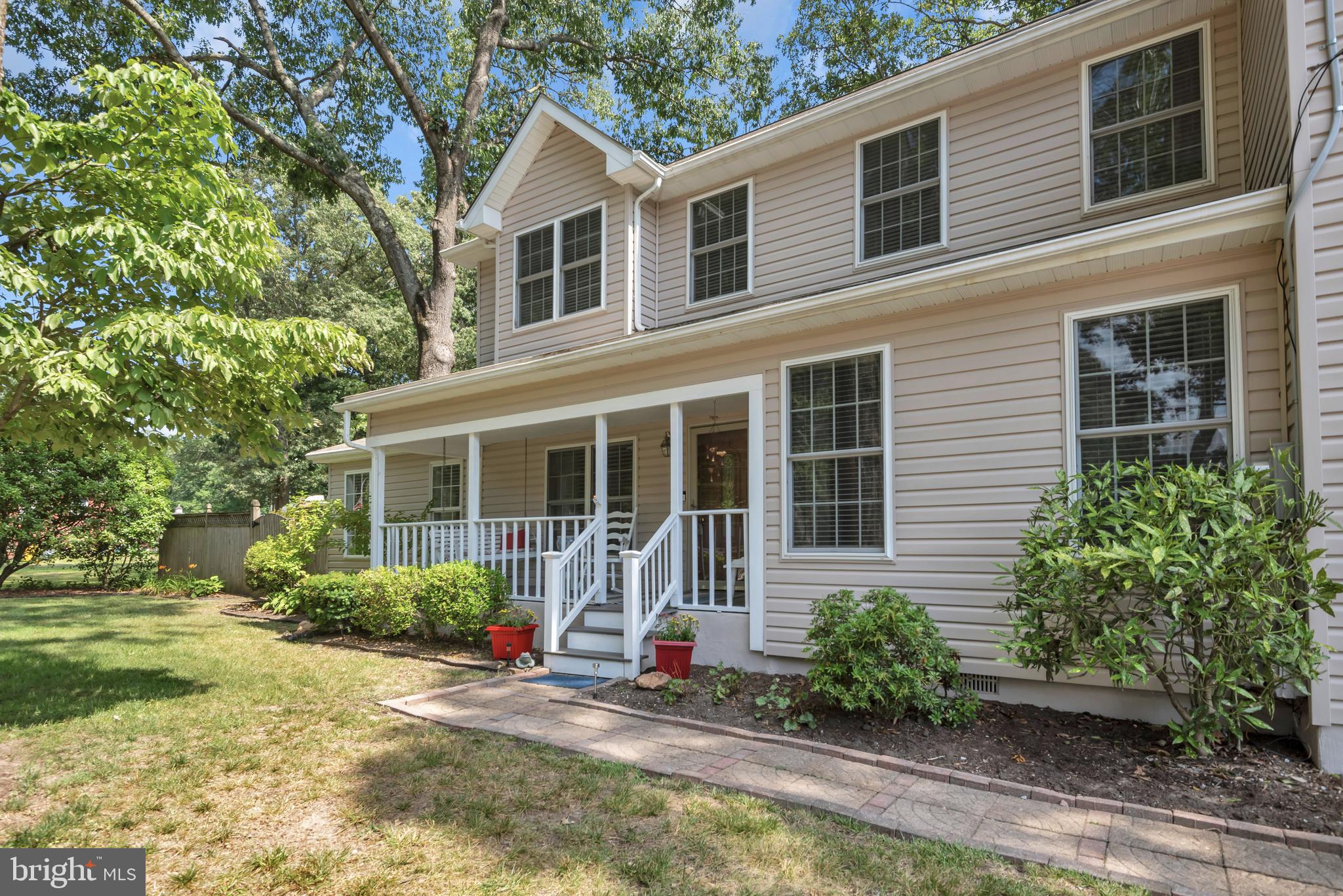 1009 BELGARDEN LANE