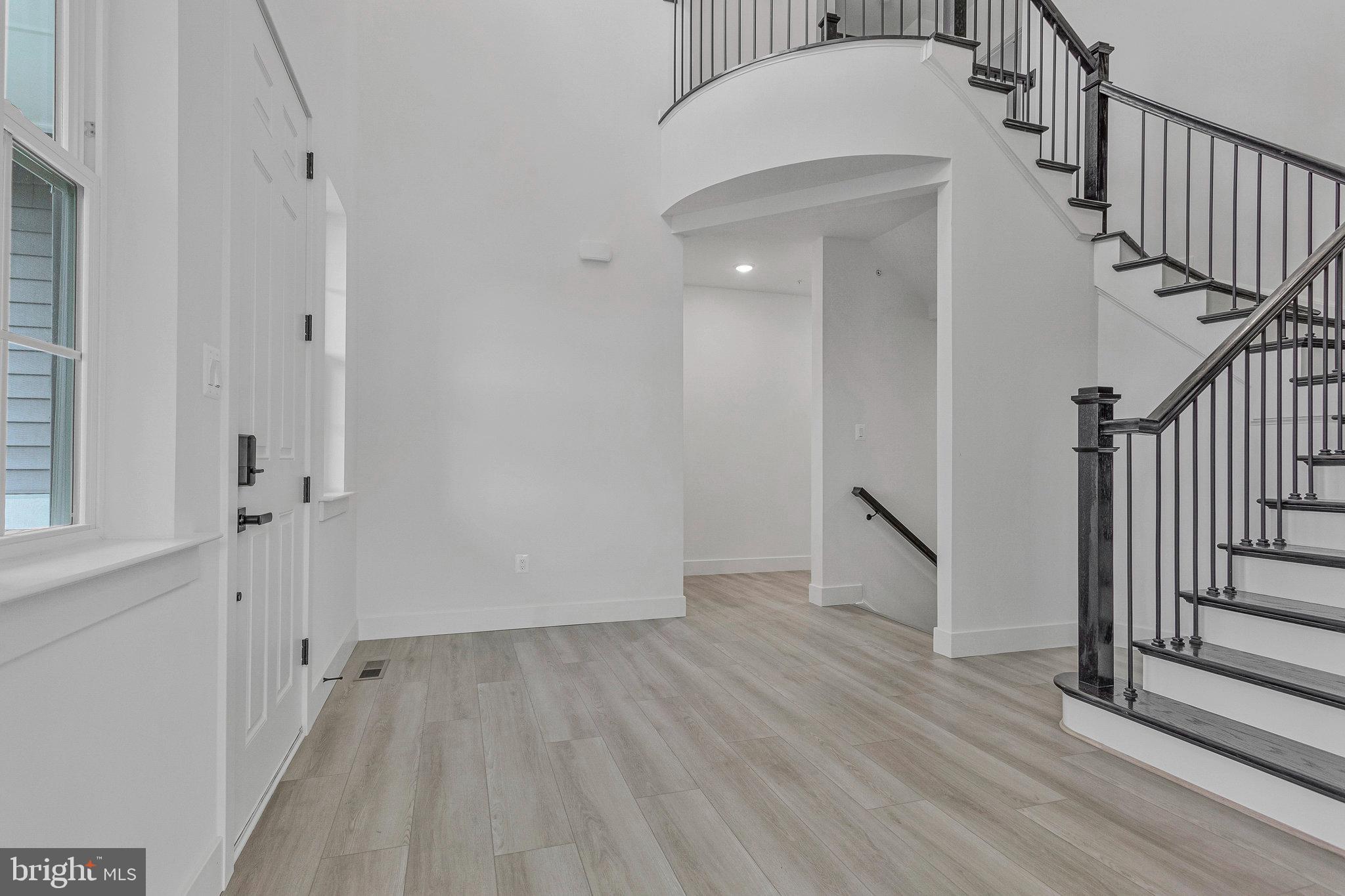 ST JAMES - Residential