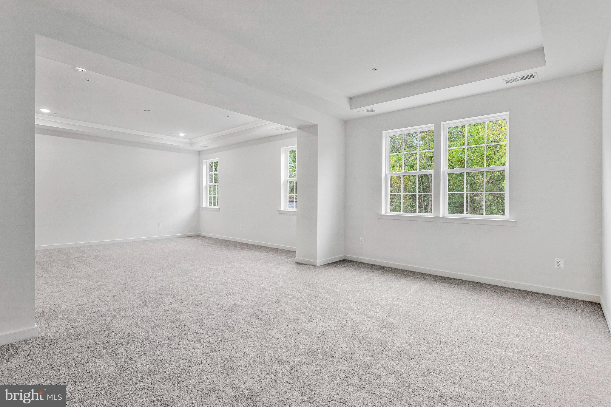 ST JAMES - Residential