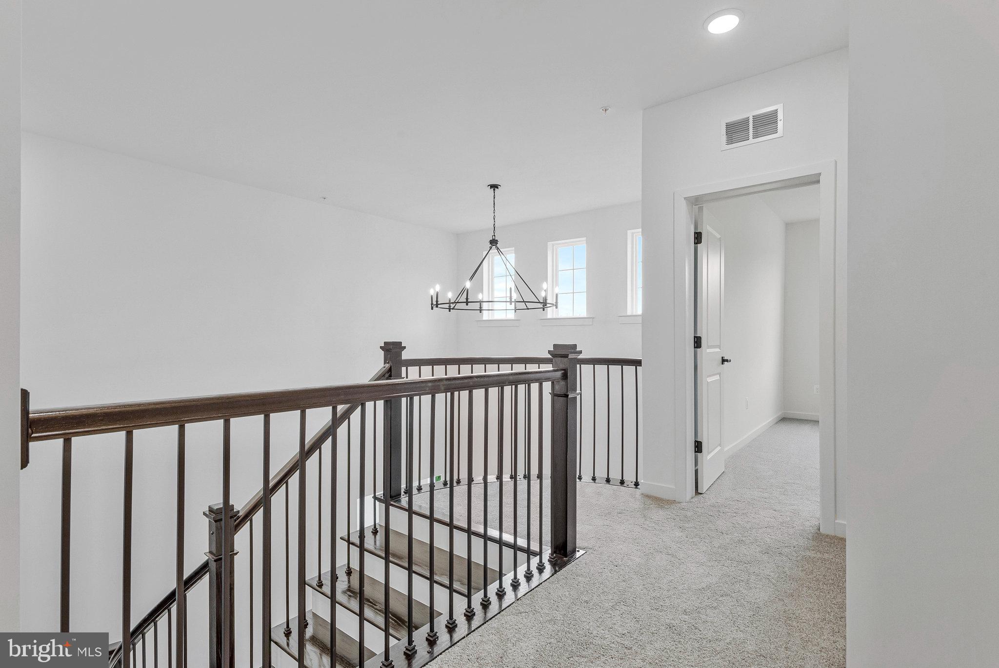 ST JAMES - Residential