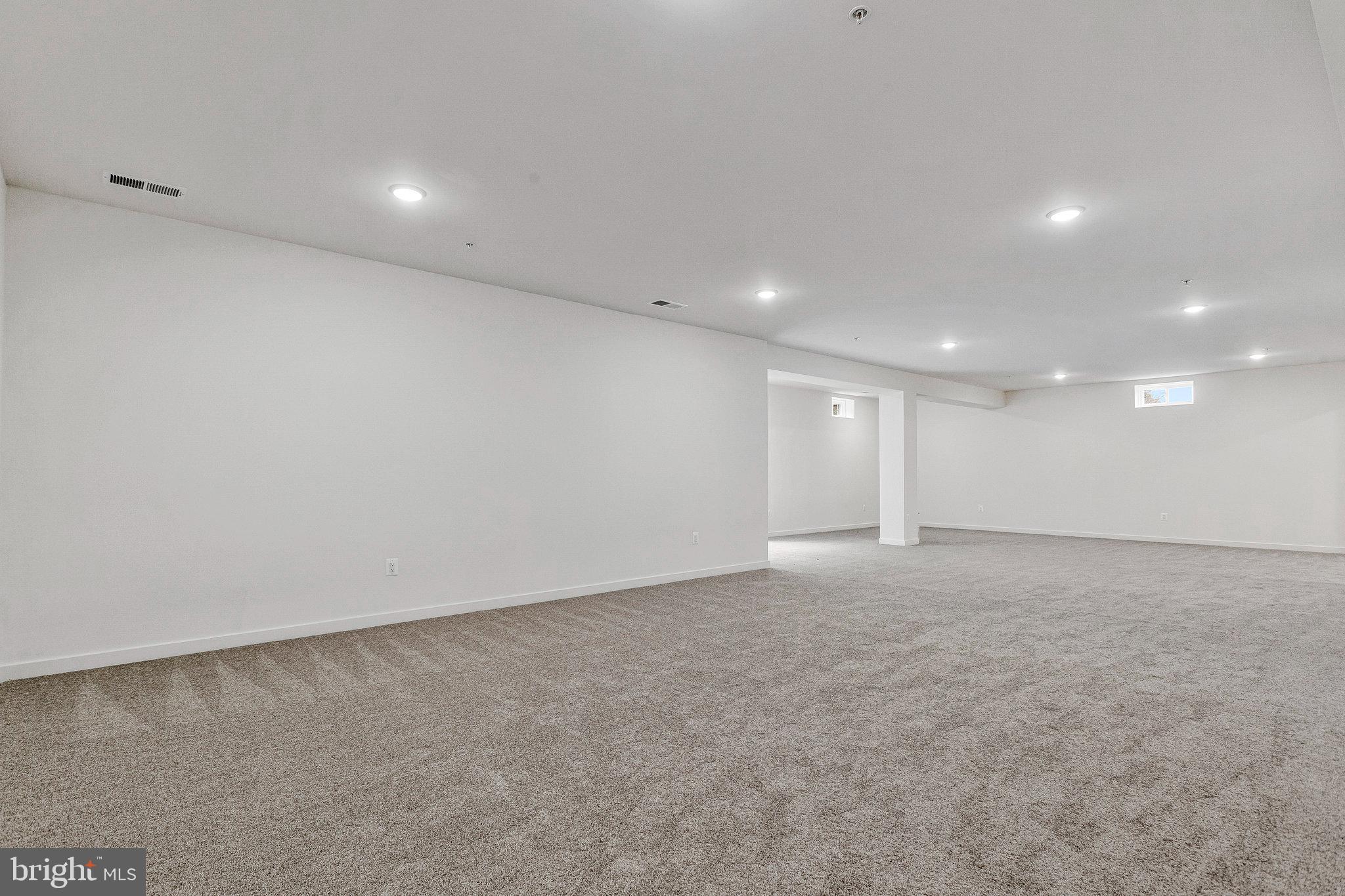 ST JAMES - Residential