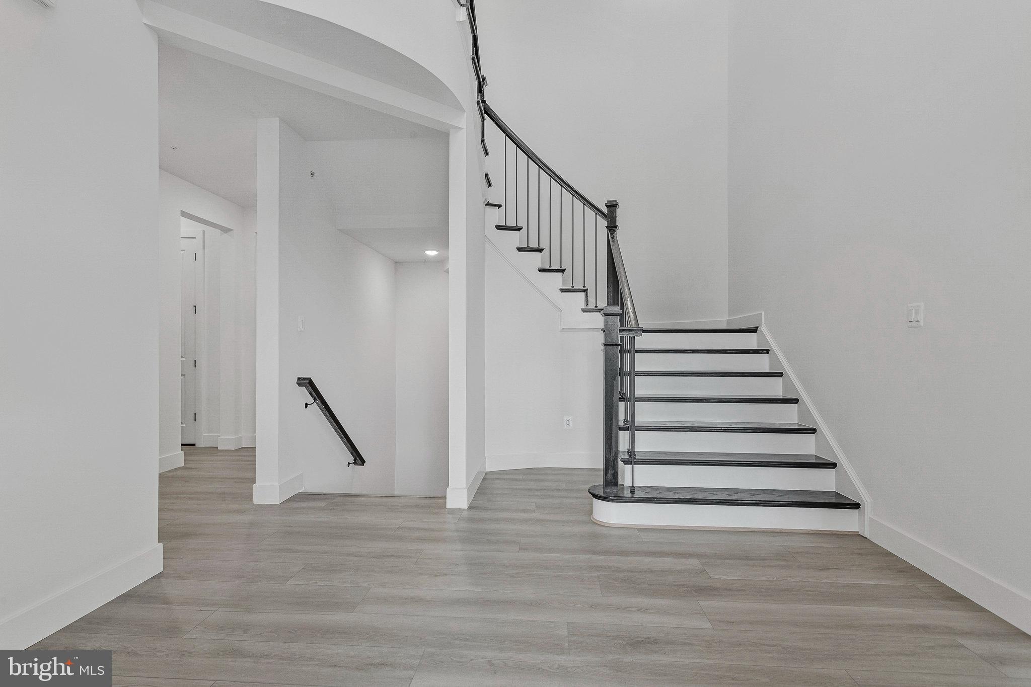2022 SAINT JAMES ROAD