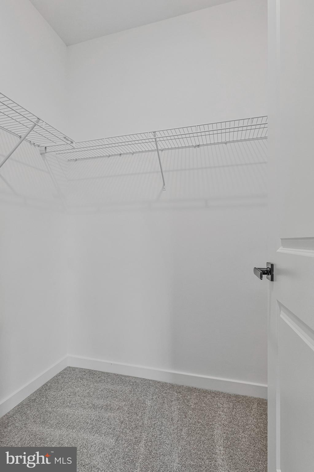 ST JAMES - Residential