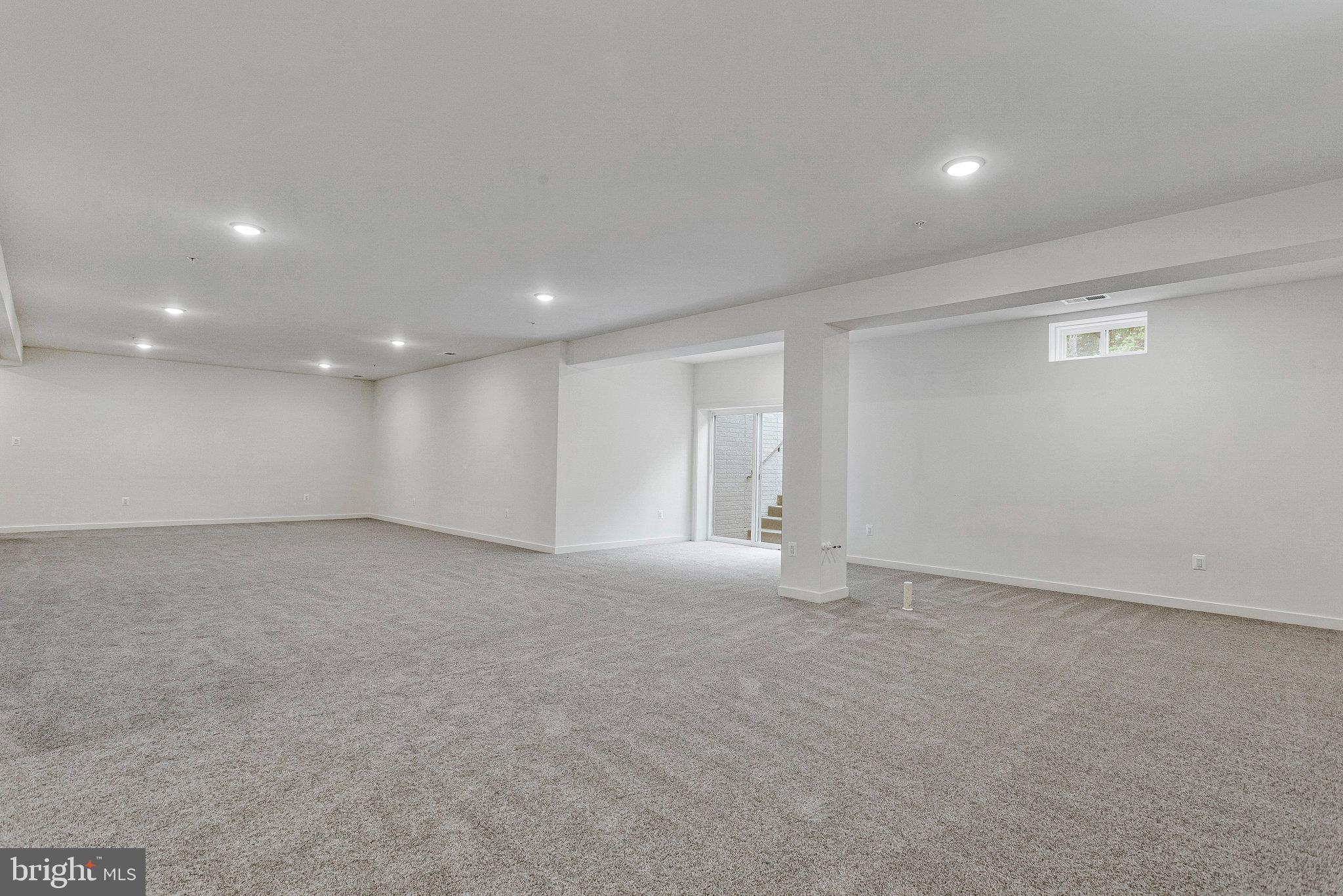 ST JAMES - Residential