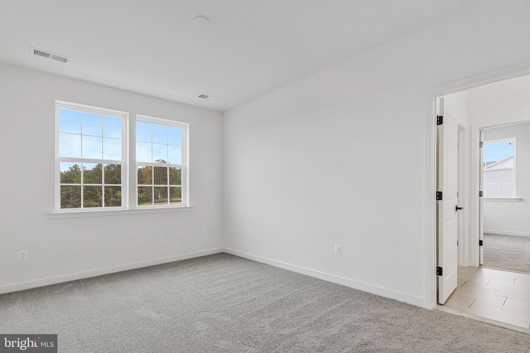 ST JAMES - Residential